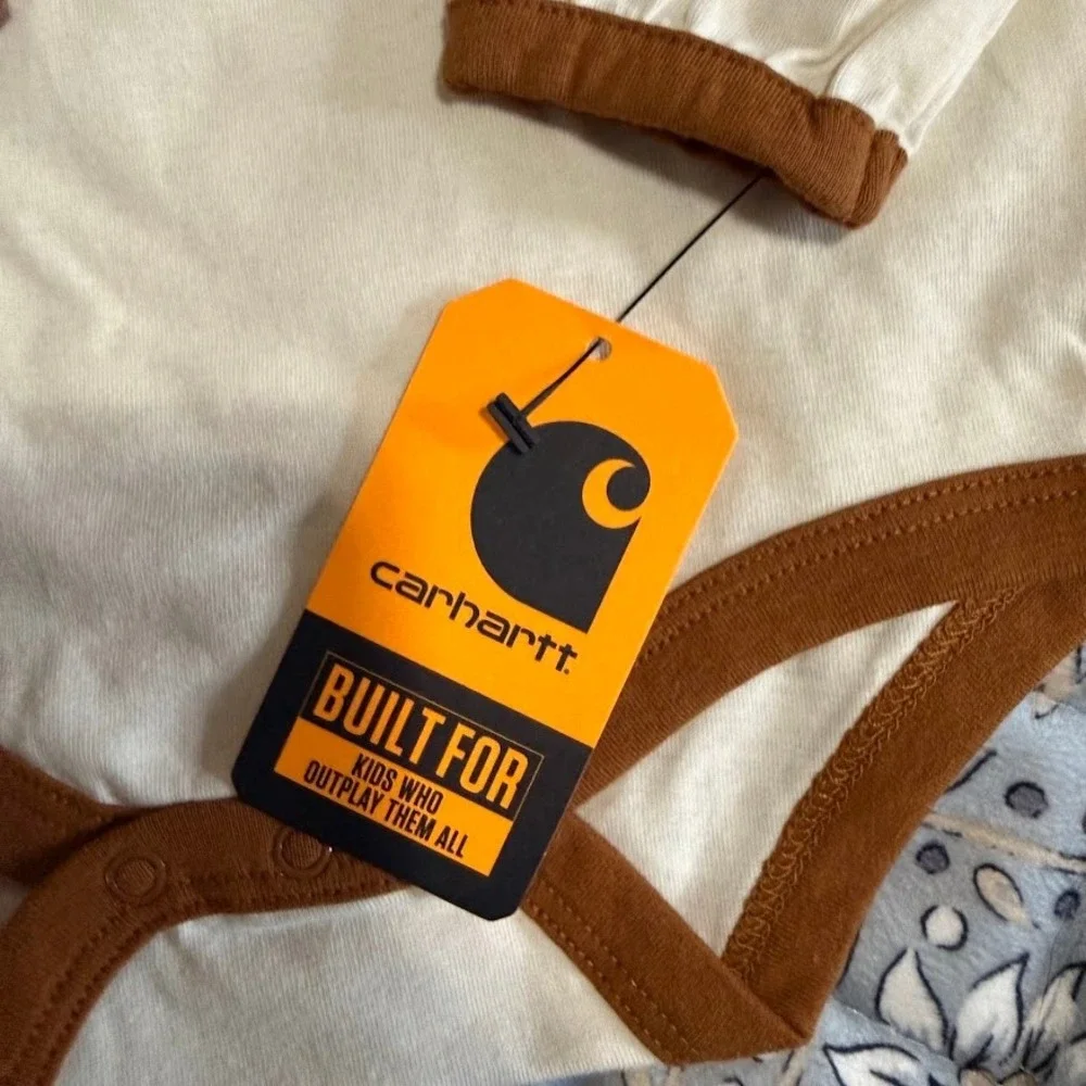 Carhartt Baby Long Sleeve Calf Bodysuit Beige NEW WITH TAG Size 6 months